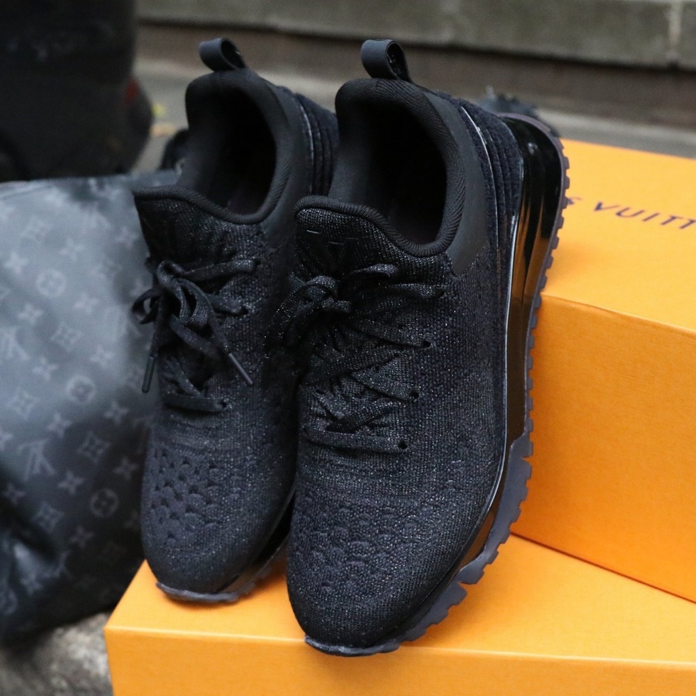 Louis Vuitton V.N.R Sneakers